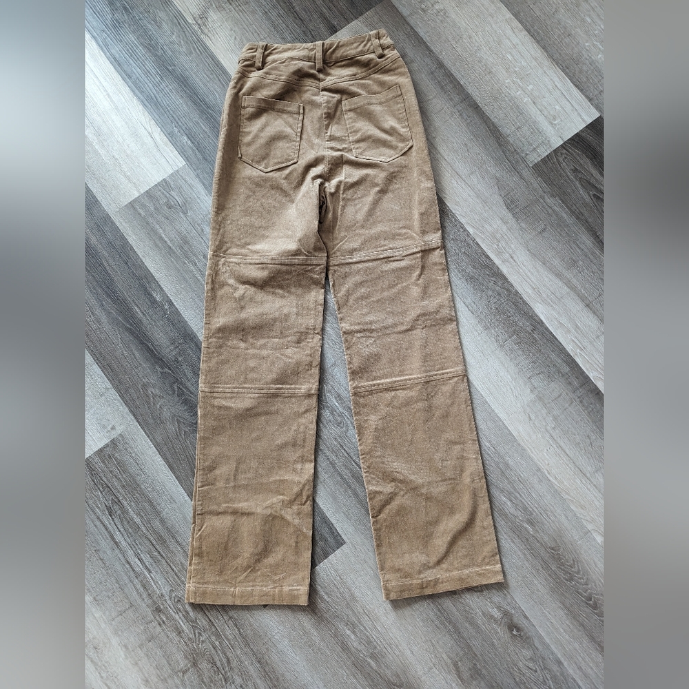 Lulu's corduroy pants